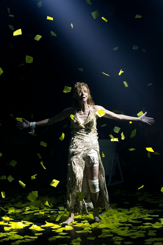Heather Mitchell Solo Confetti - credit Brett Boardman